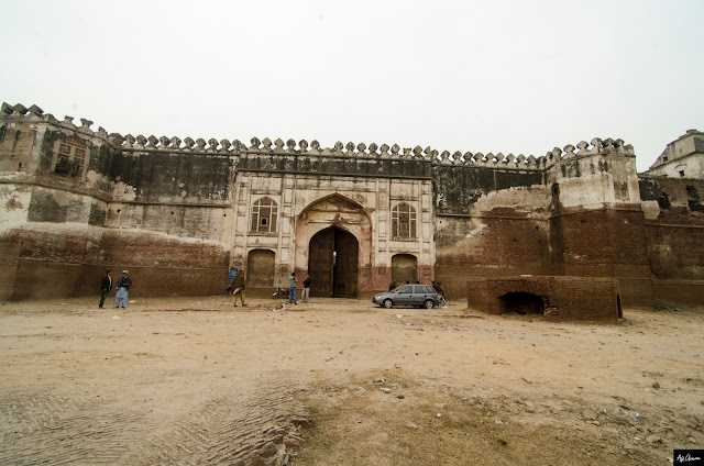 Sheikhupura Fort Image 1